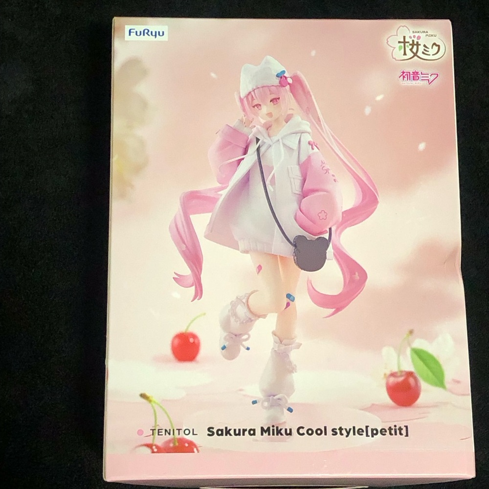 FuRyu Project Sekai Hatsune Miku Sakura Miku Petit Figure Anime Toy 3.9in NEW!!